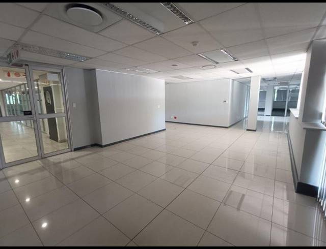 BUSINESS PROPERTY TO RENT IN WELTEVREDEN PARK